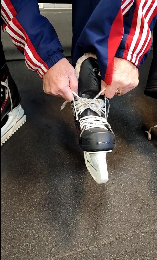 активное долголетие, каток, фигурное катание, электросталь, долголеты, здоровый образ жизни, здоровый выбор, пенсионер, ледовый комбайн,