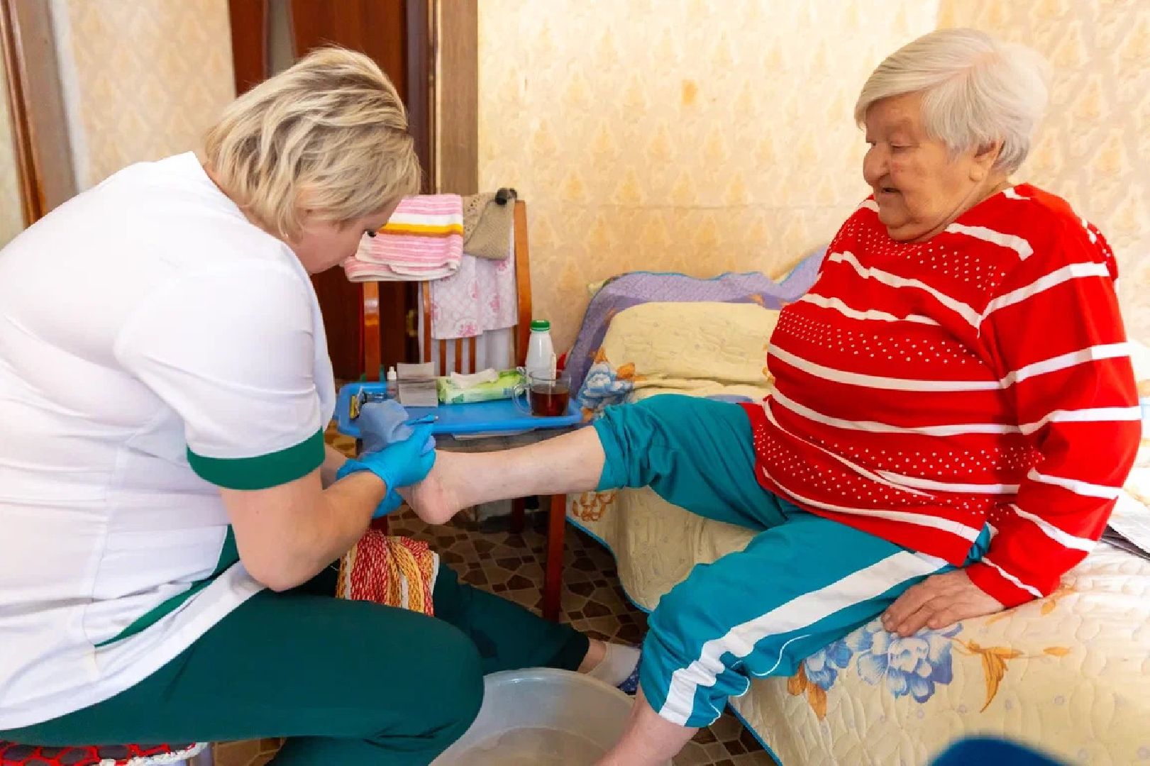 долговременный уход, социальная помощь, социальное обслуживание, помощник по уходу, КЦСОИР, орехово-зуево,