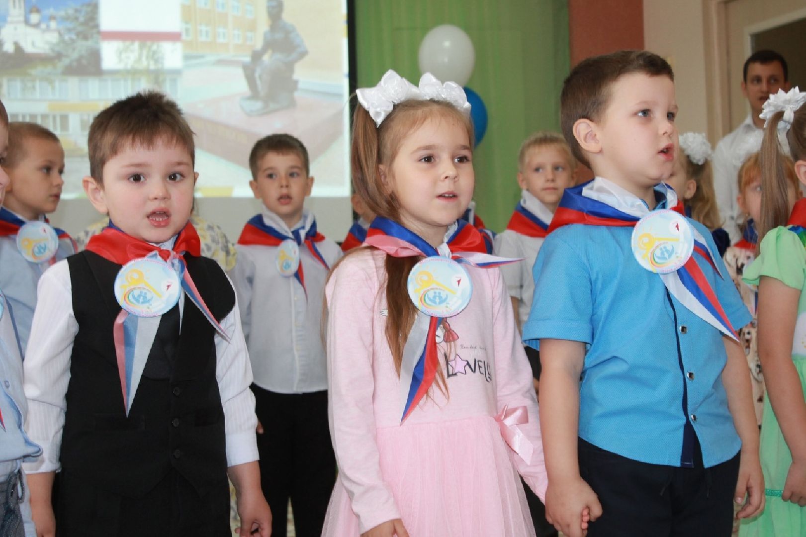 Серебряные Пруды, Движение Первых,