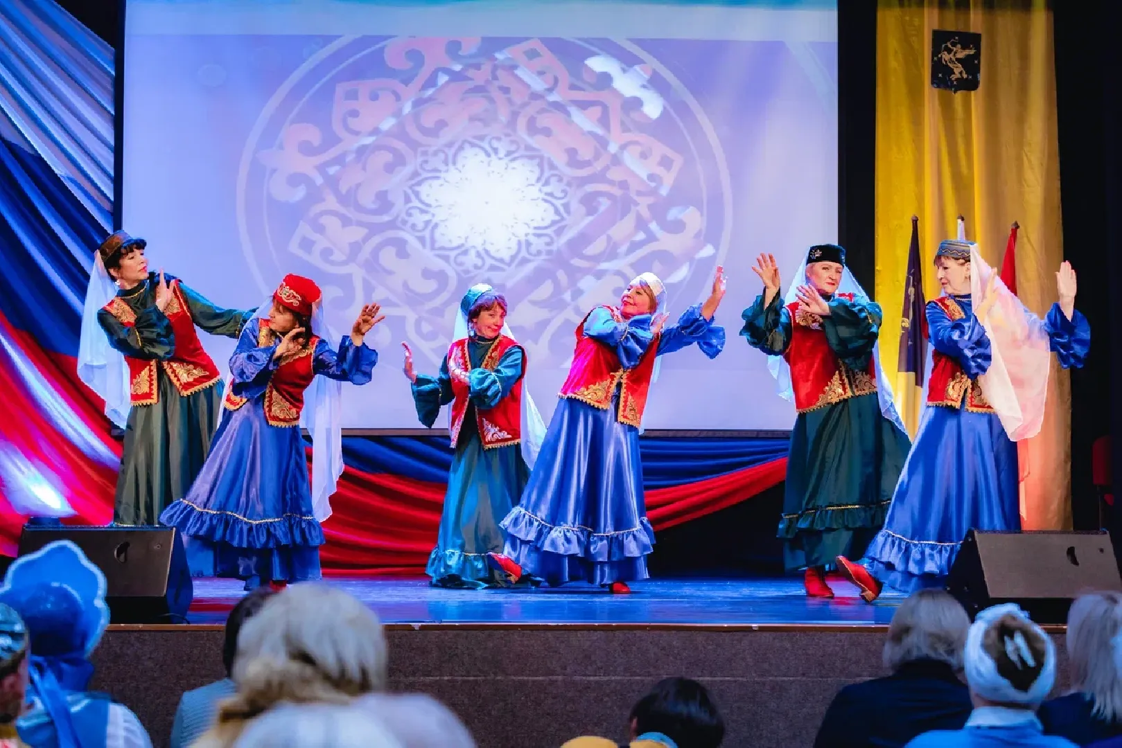 химки, активное долголетие, концерт, день народного единства, фестиваль,