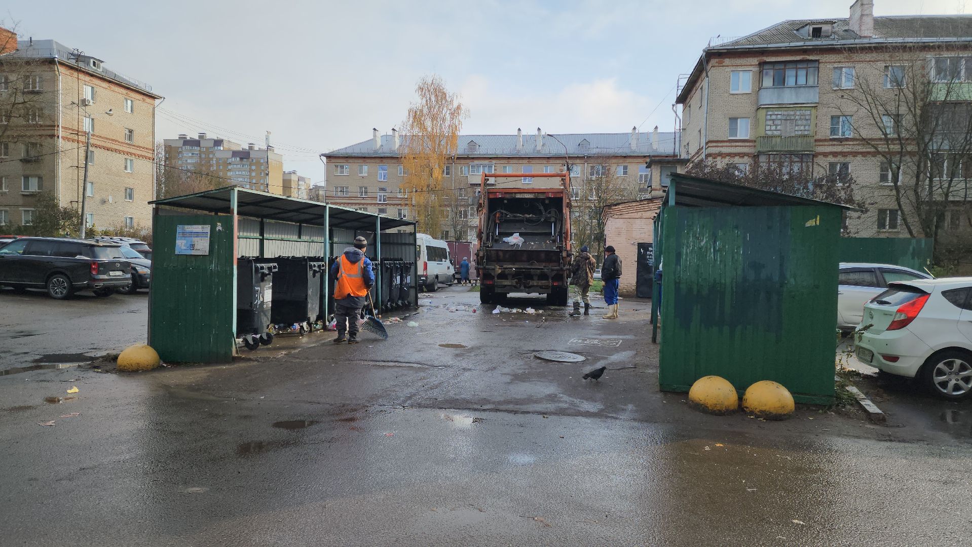 мусорные контейнеры, мусорные площадки, Подольск, обращение жителей,