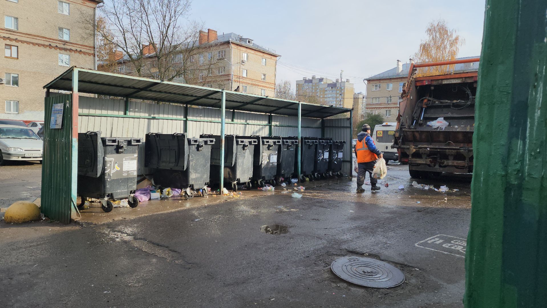 мусорные контейнеры, мусорные площадки, Подольск, обращение жителей,