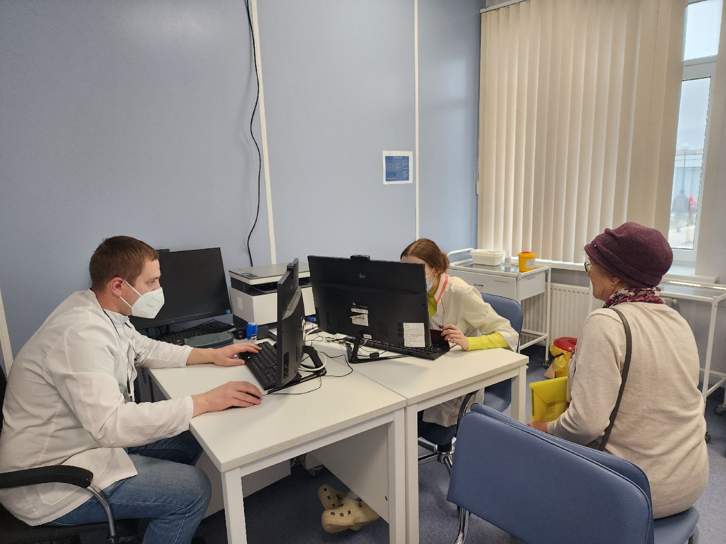 поликлиника, неотложная помощь,