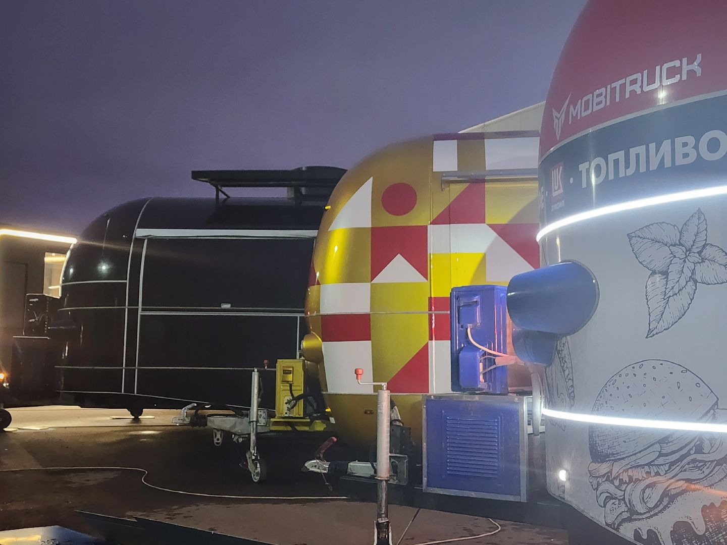 Фудтрак, Мобитрак, MobiTruck, Еда на колесах, Истра, бизнес, Рафаэль Хабиров,