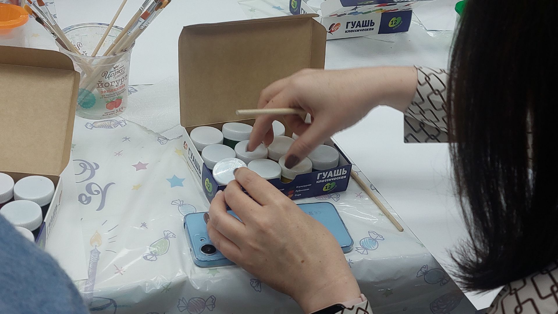 сво, союз женщин россии, арт-терапия, искусство, картина, художник, история,