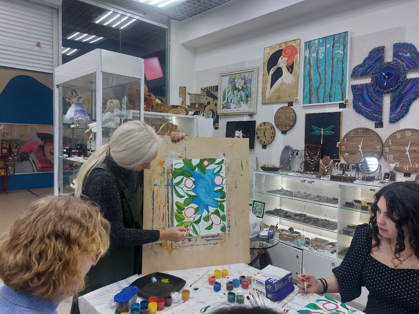 сво, союз женщин россии, арт-терапия, искусство, картина, художник, история,