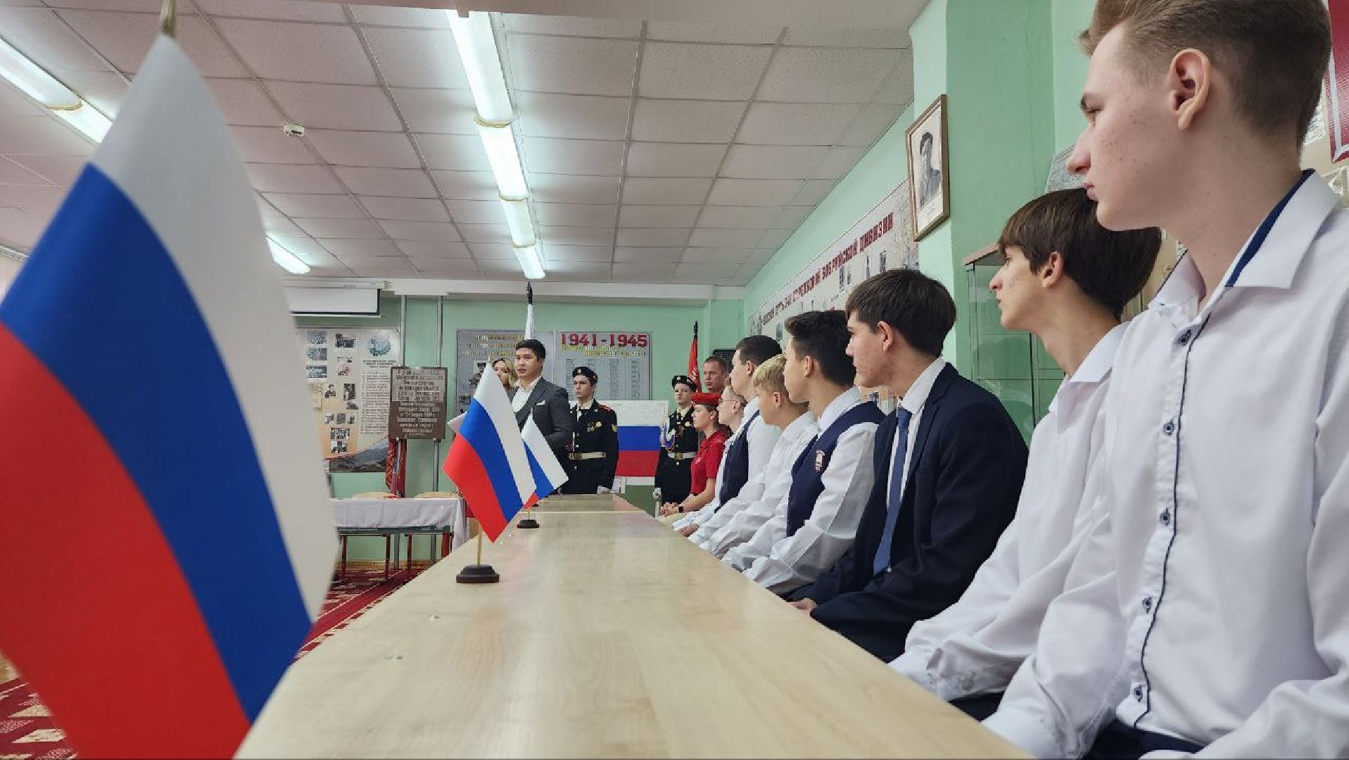 Дмитров, Синьково, Парта героя,