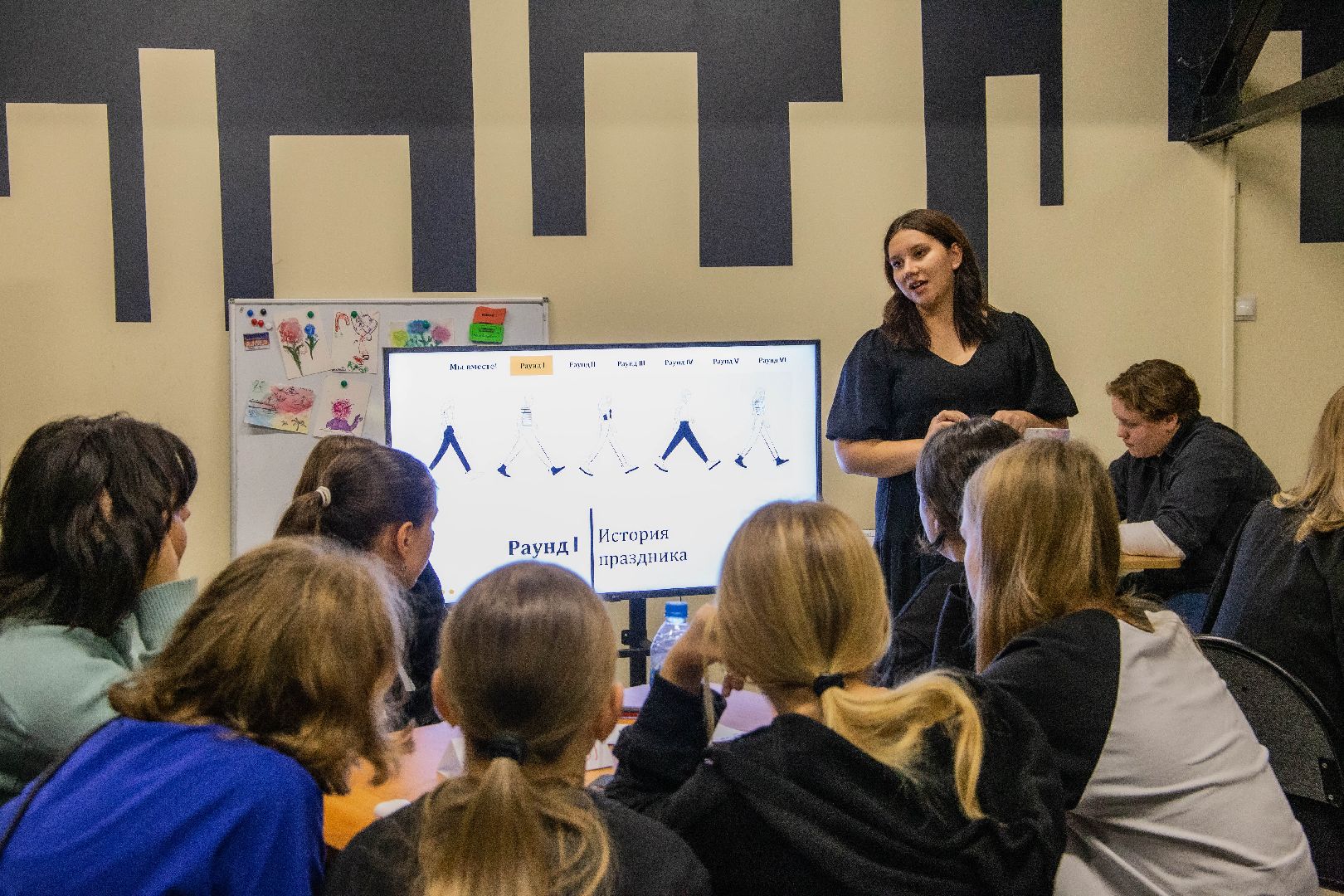 домодедово, подмосковье, молодежный квиз, день единства, команда победы, движения первых, РДДМ, Народы России, Национальность, народное единство, россия многонациональная, МКЦ Победа,