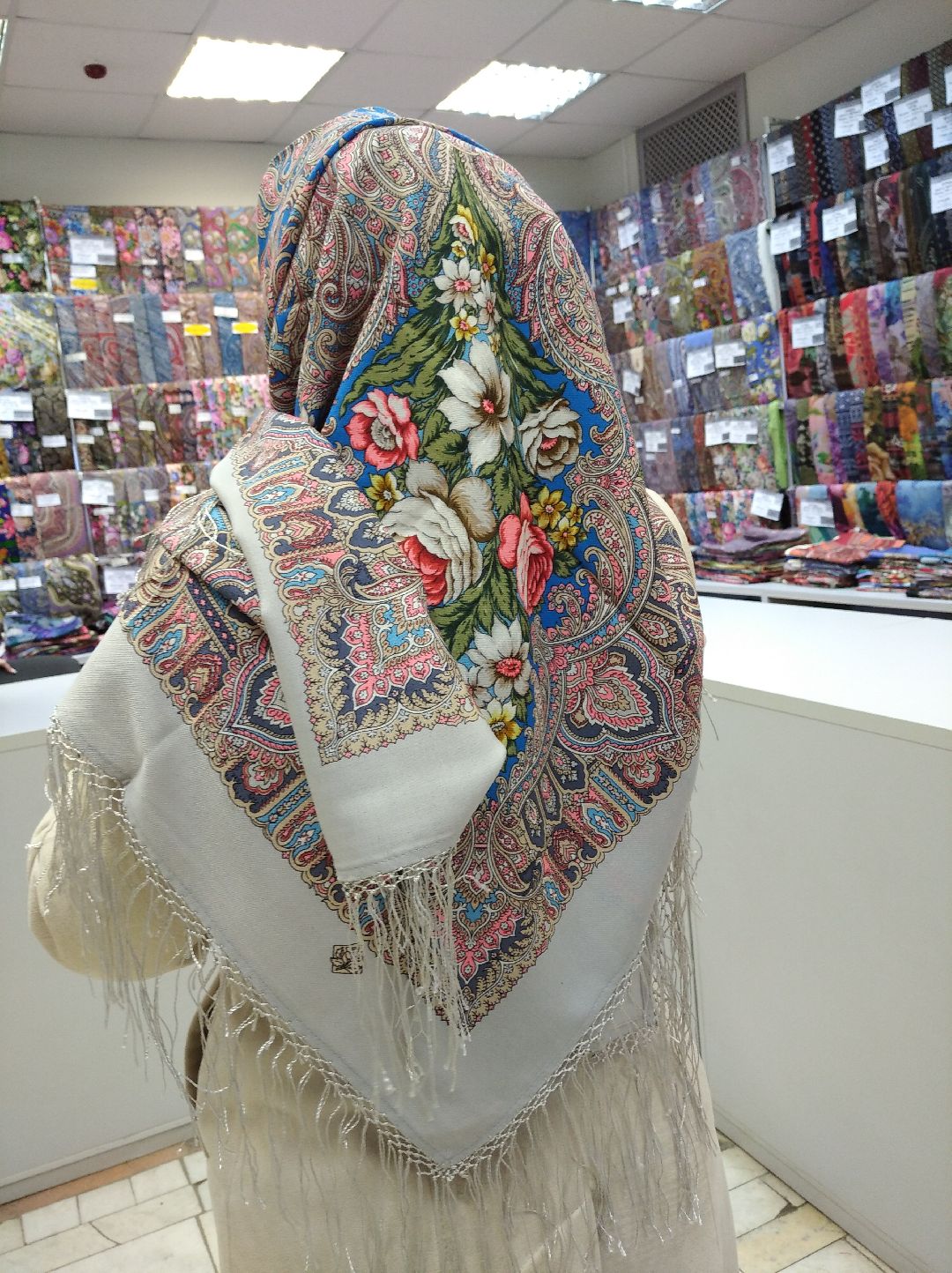 Павловский Посад, общество