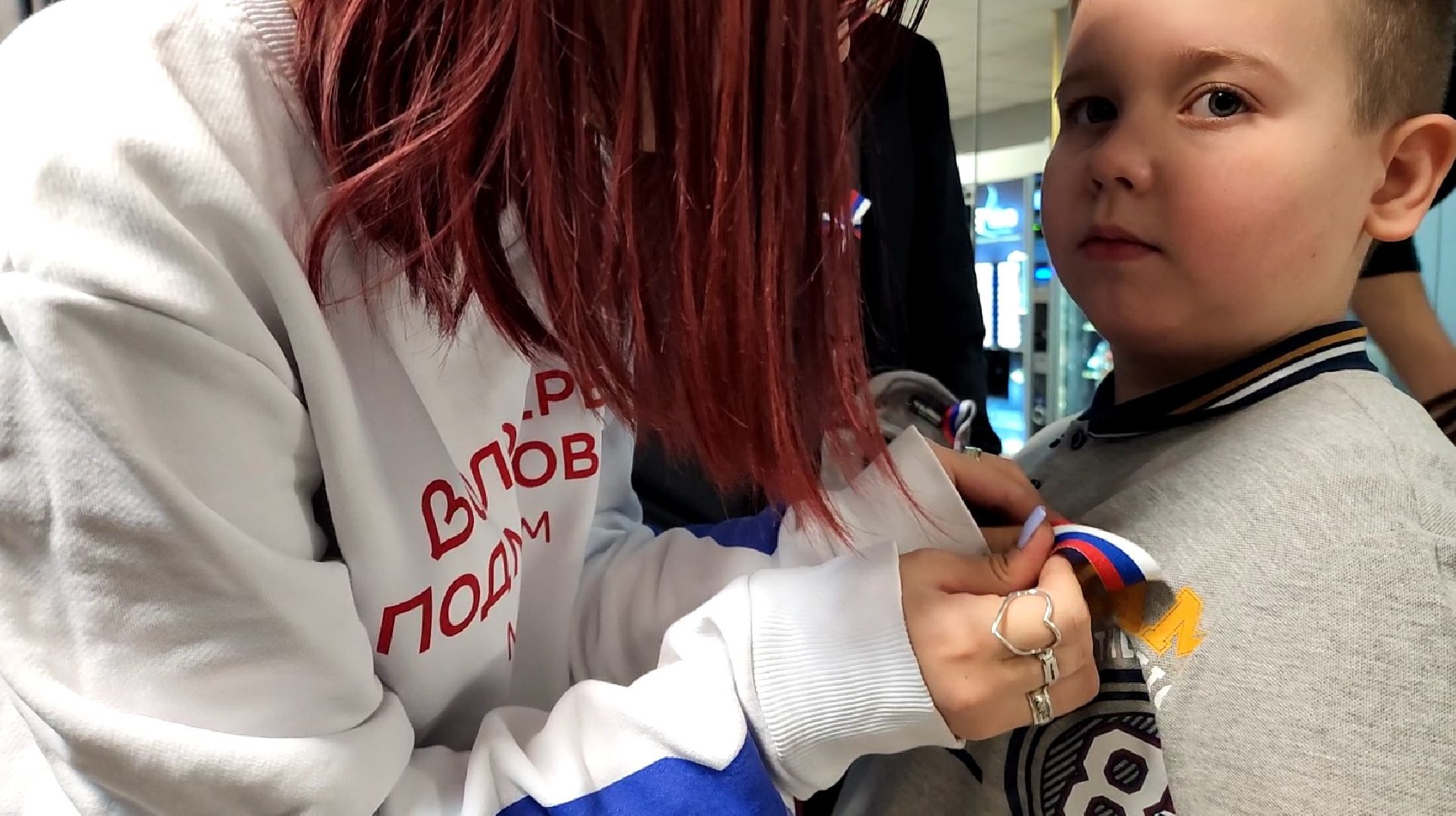 электросталь, культура народов мира, праздник единства, русский мир, выставка, триколор, волонтер, волонтеры подмосковья, волонтерское движение,