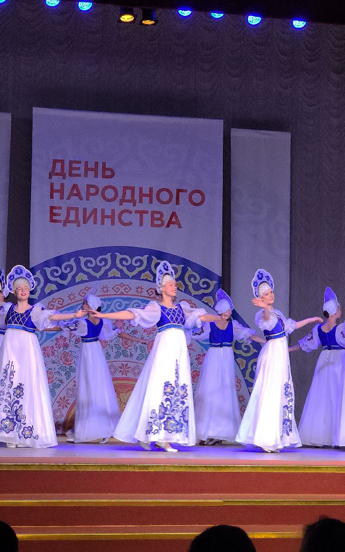 электросталь, культура народов мира, праздник единства, русский мир, выставка, триколор, волонтер, волонтеры подмосковья, волонтерское движение,