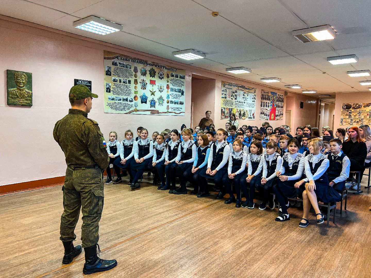 Шатура, школьники, встреча с солдатом, письма солдату,