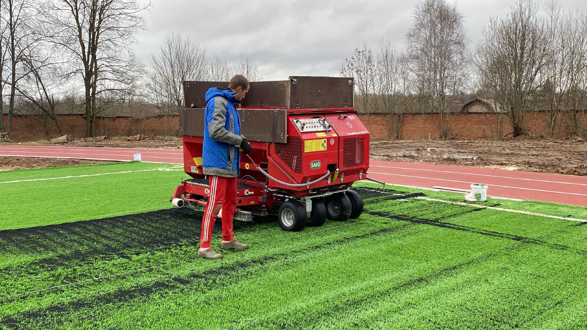 волоколамск, стадион, реконструкция, реконструкция здания, спорт, спорт подмосковья, футбол, баскетбол, спортзал,