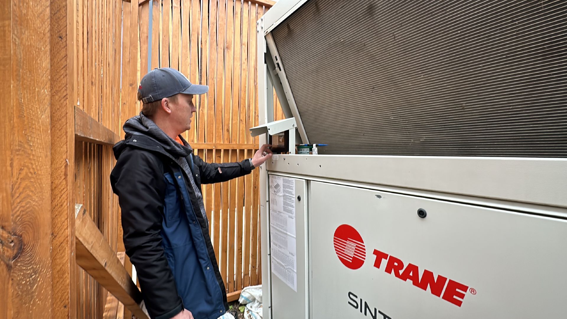 Одинцово, парки подмосковья, Парк Малевича, Заливка катка,