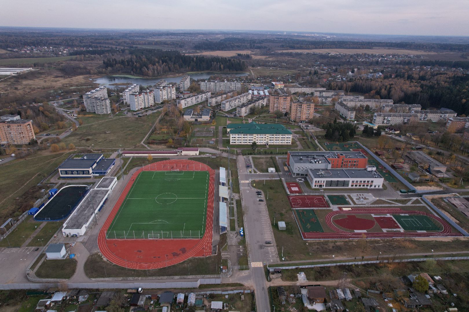 видео с коптера, школа, истра,