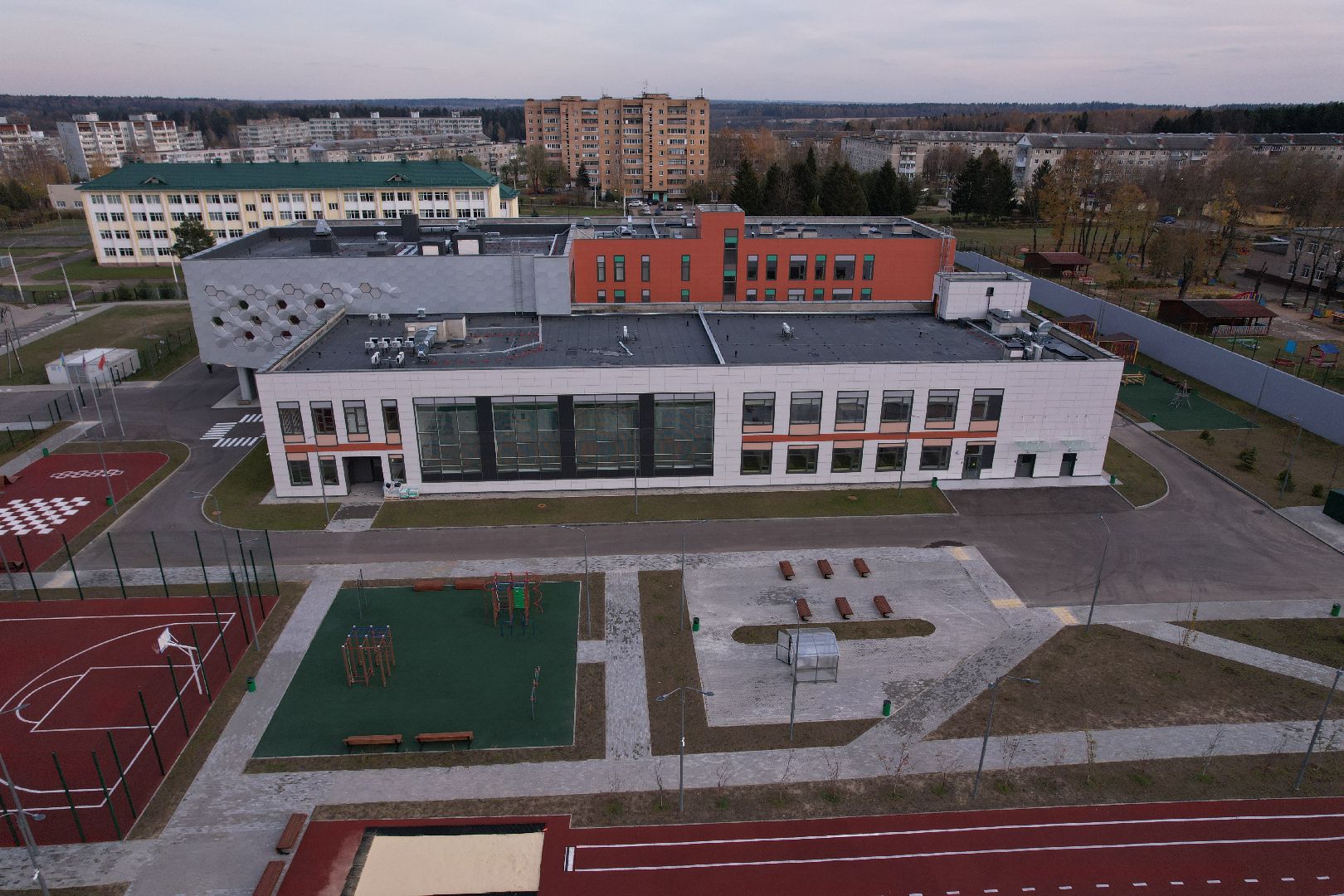 видео с коптера, школа, истра,