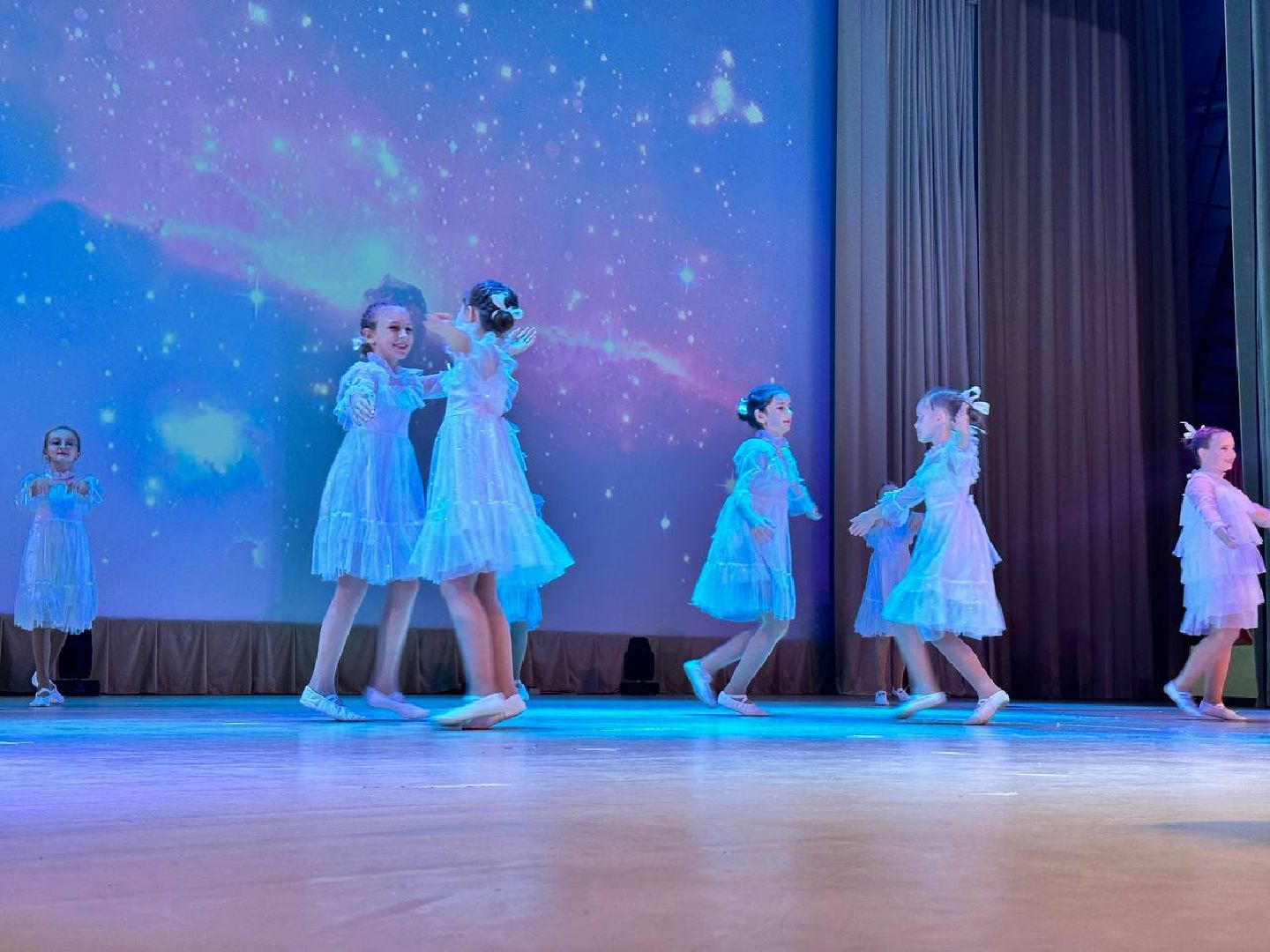 день народного единства, праздничный концерт, россия многонациональная, Наро-Фоминск,