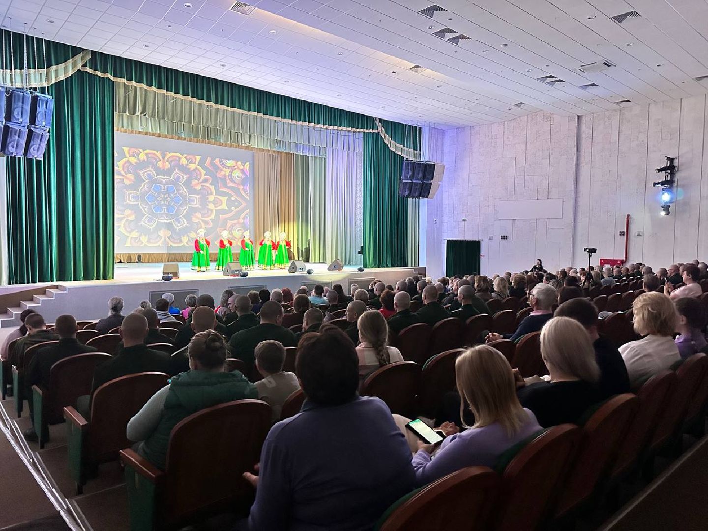 день народного единства, праздничный концерт, россия многонациональная, Наро-Фоминск,