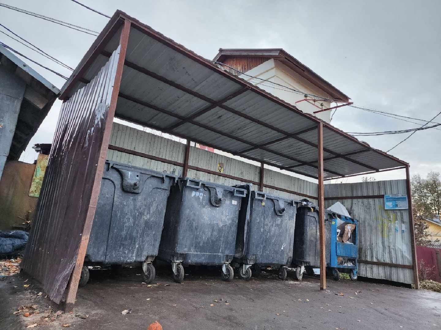 можайск, можайский городской округ, подмосковье, мусор, контейнерные площадки, баки, ЖКХ, уборка территорий, чистый город,