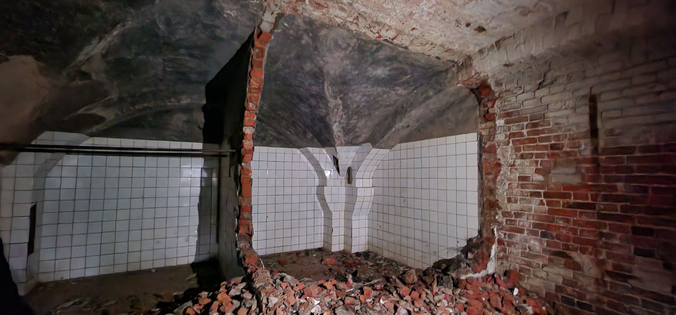 Евлево, Тихвинский храм, Микулин остров, Большая Шатура, Шатурское благочиние, Александро-Мариинский монастырь,