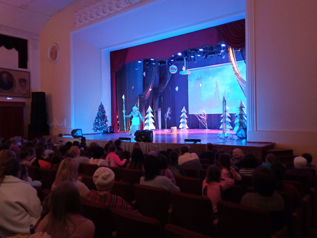 Павловский Посад, общество