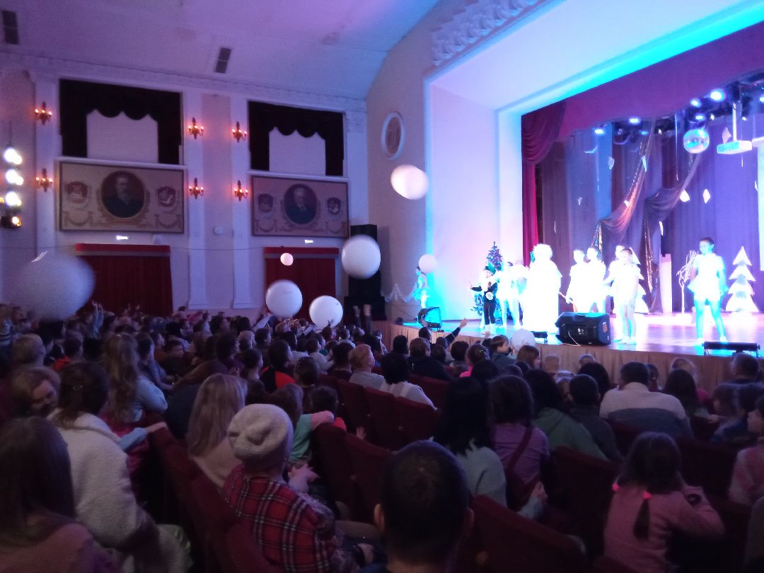 Павловский Посад, общество