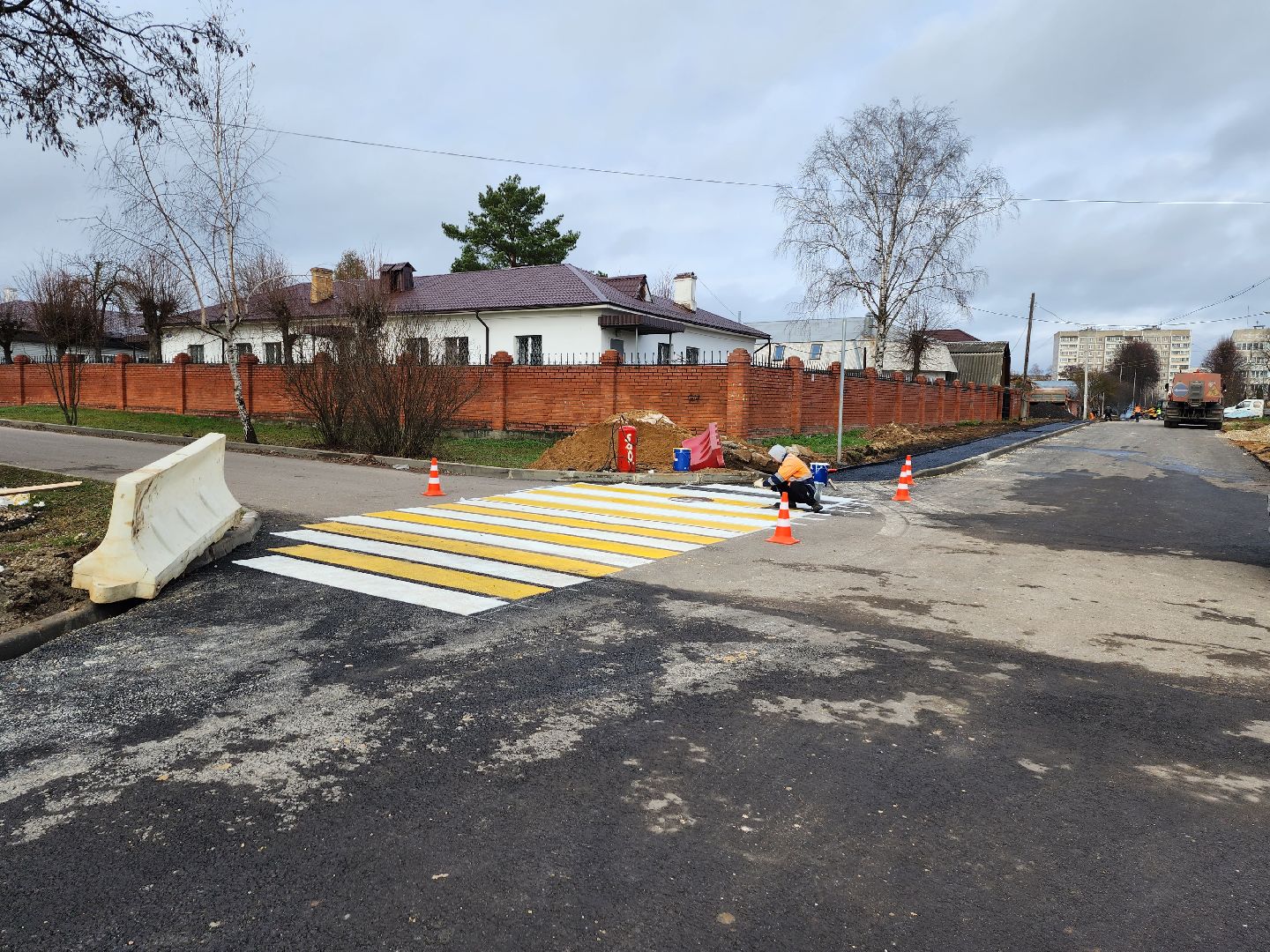 серпухов, улица тихая, тротуар, строительство дорог, дороги,