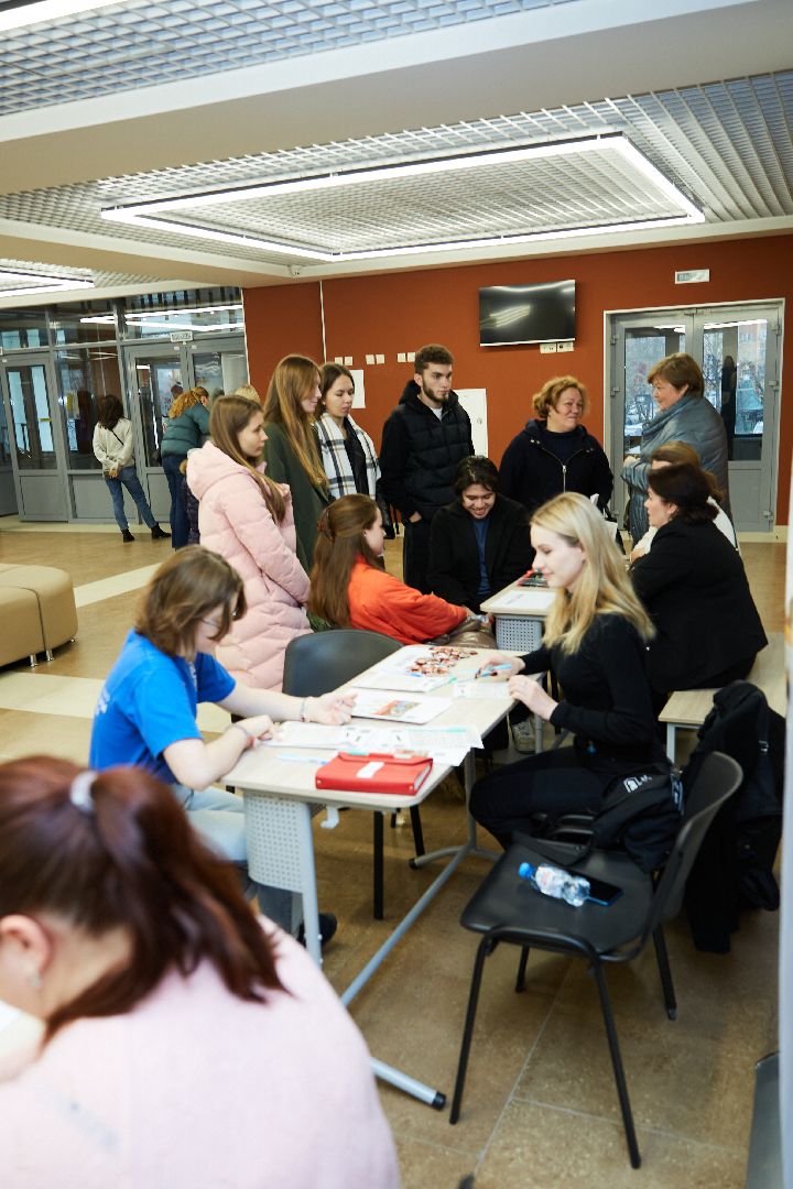 домодедово, ярмарка вакансий, СЖР, СоюзженщинРоссии, подмосковье, Вакансия, работа в Подмосковье, ДК Мир, каширское шоссе, Найти работу, свободные вакансии, домодедово работа, слесарб, менеджер, поискработы, все инструменты,