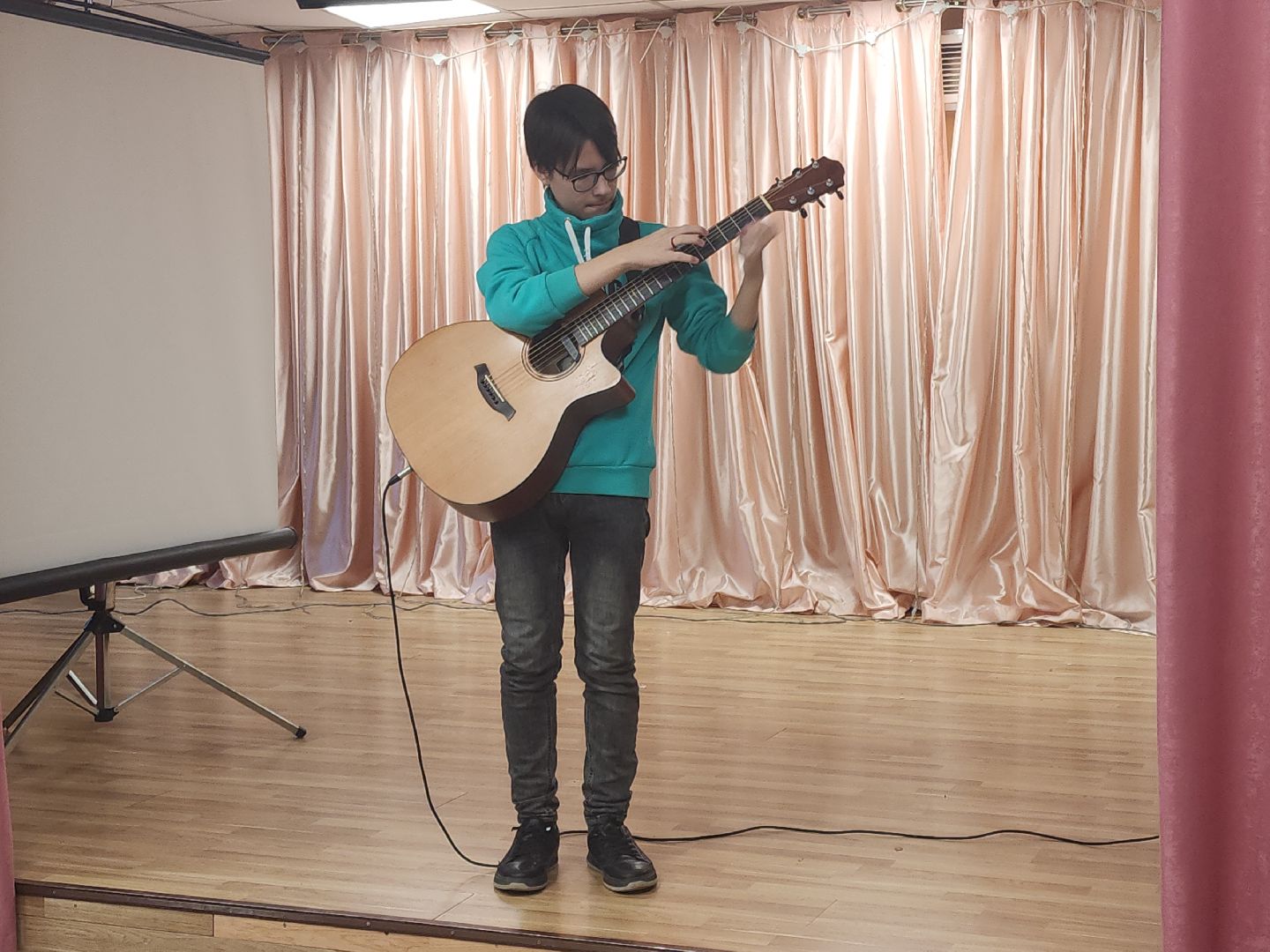 кашира, фестиваль стихия, авторское творчество, самобытное творчество, поэзия, диорама, фингерстайл, мюзикл,