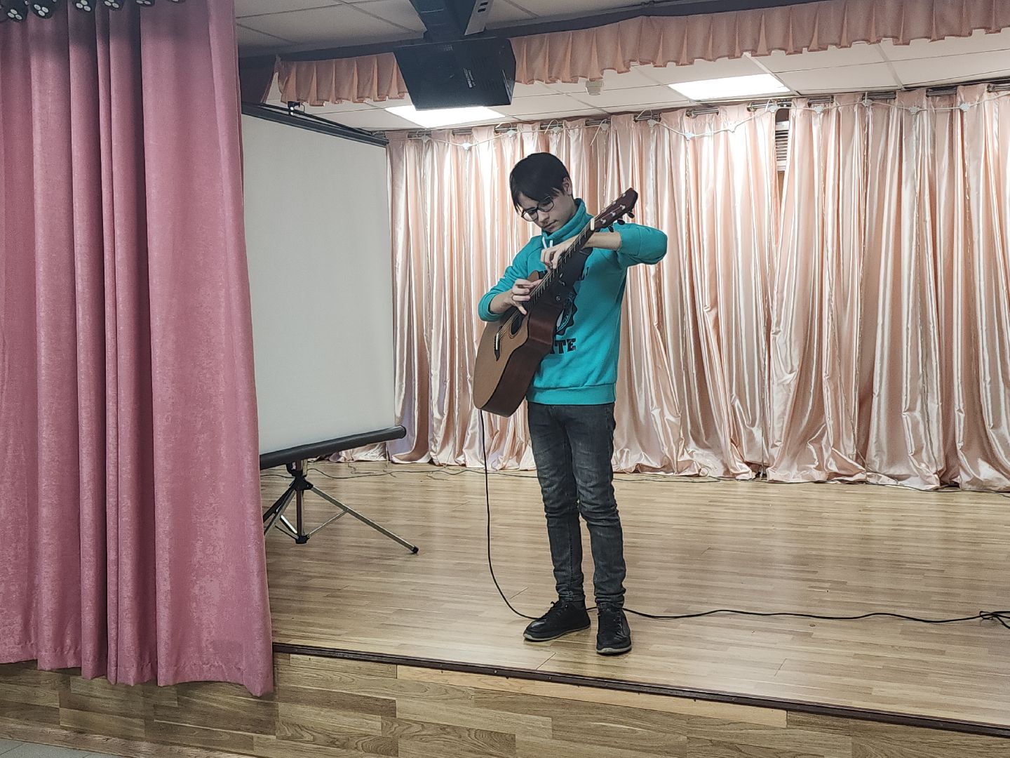 кашира, фестиваль стихия, авторское творчество, самобытное творчество, поэзия, диорама, фингерстайл, мюзикл,