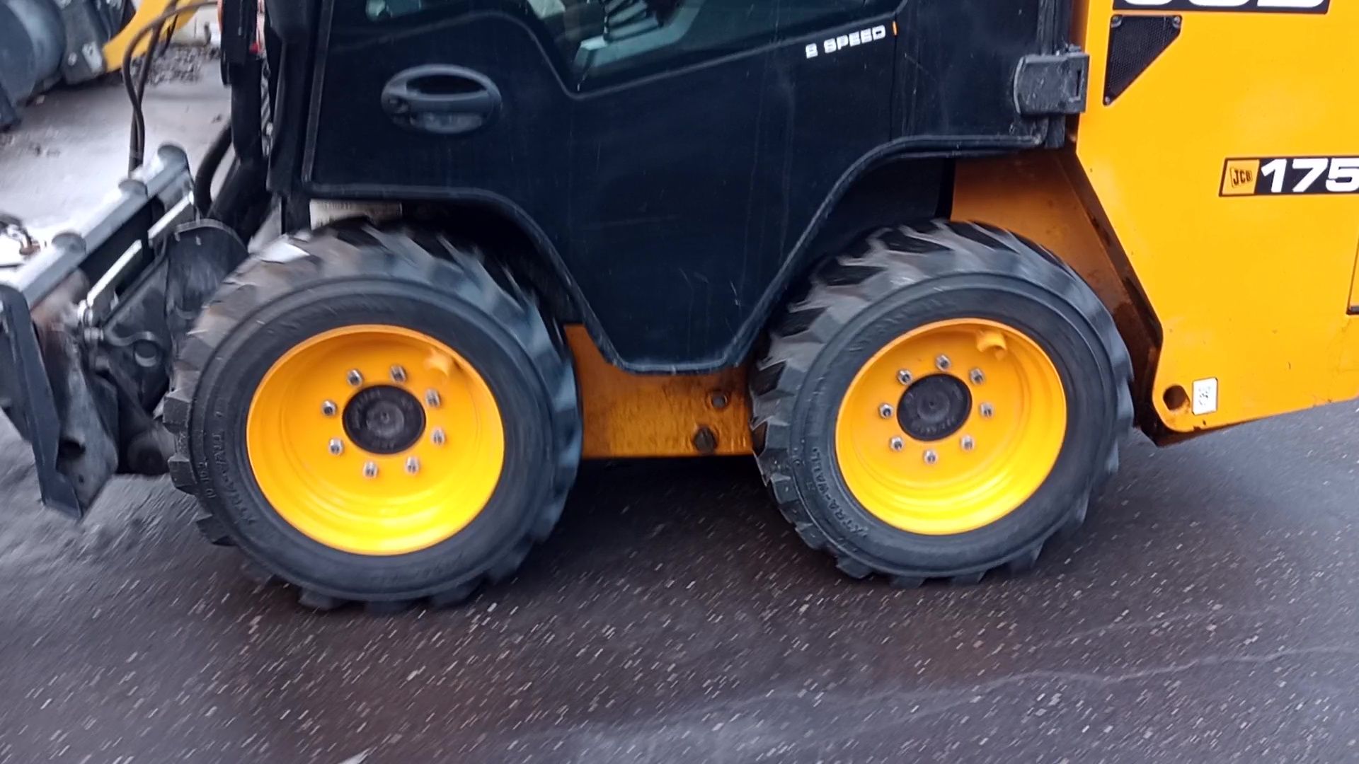 Реутов, ЖКХ, трактор, уборка снега, дворники,