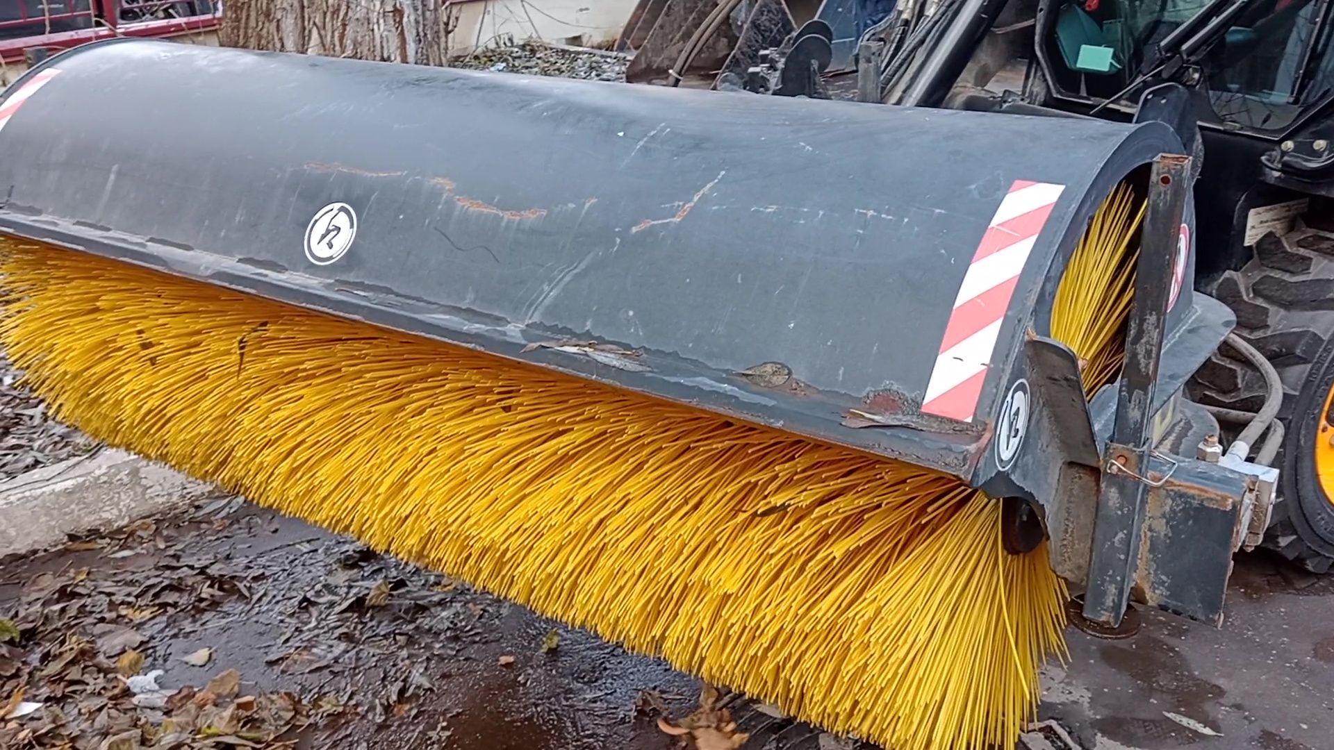 Реутов, ЖКХ, трактор, уборка снега, дворники,