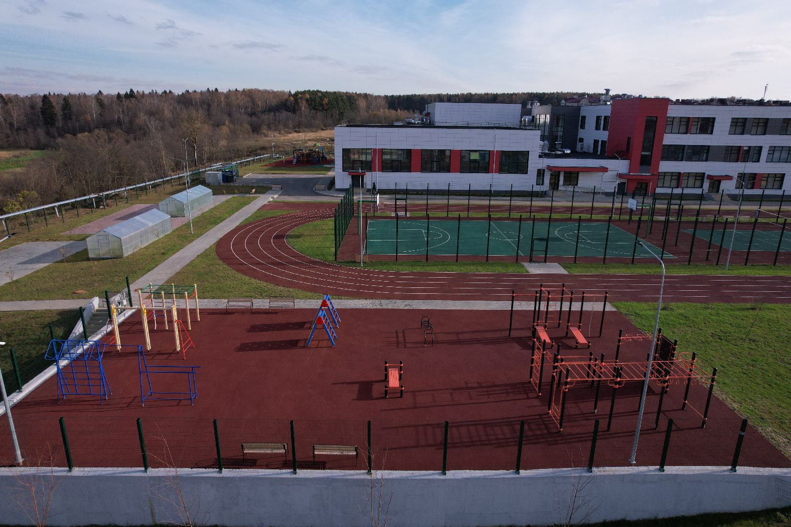 видео с коптера, истра, школа,