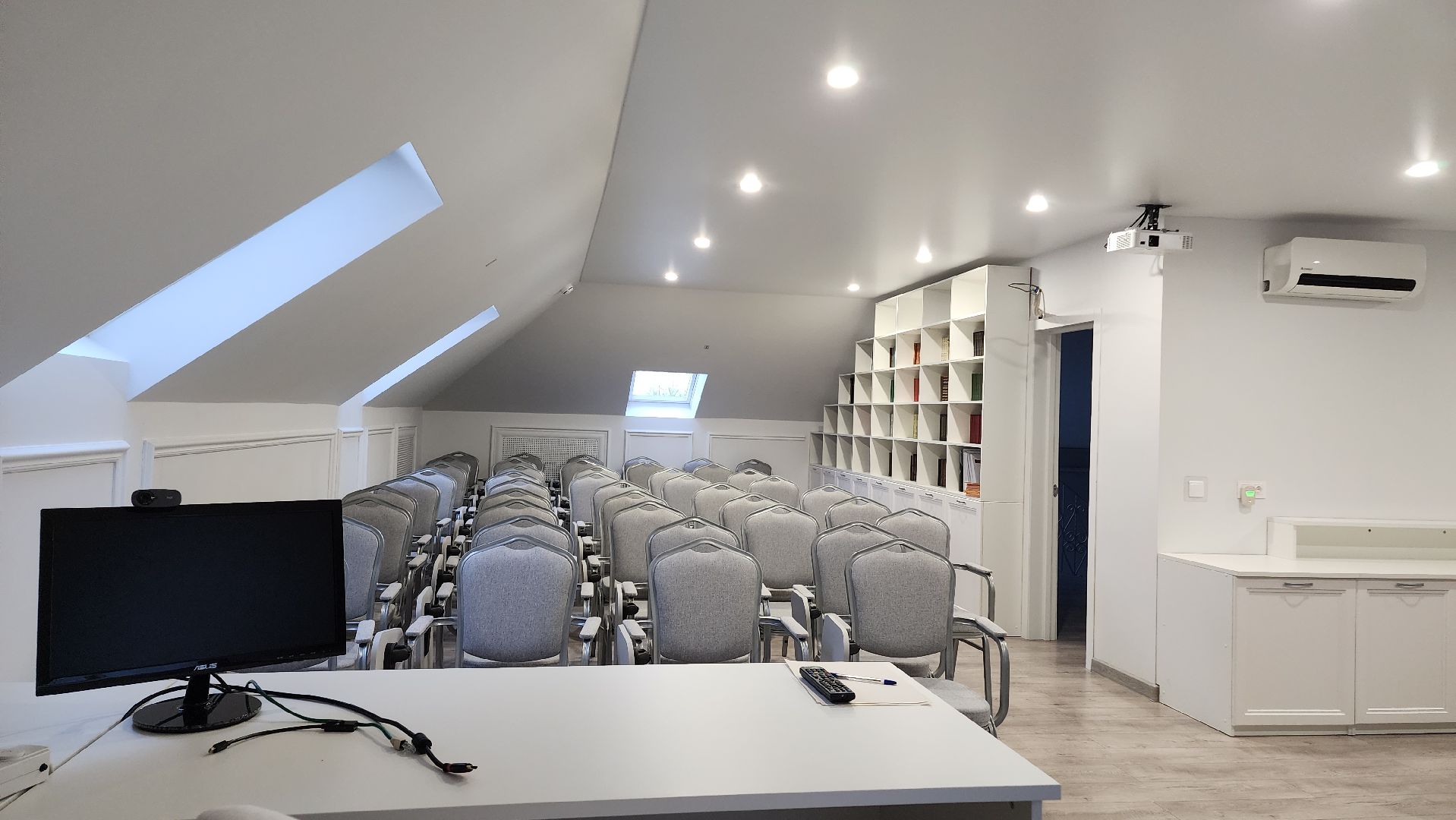 домодедово, Подмосковье, экономика, Малый бизнес, социальное предприятие, обучение нуждающихся, меры поддержки, господдержка, государственная поддержка, Средний бизнес, бизнес в подмосковье, грант, субсидия, центр защиты бизнеса, бухгалтер с нуля, развитие бизнеса, помощь государства,