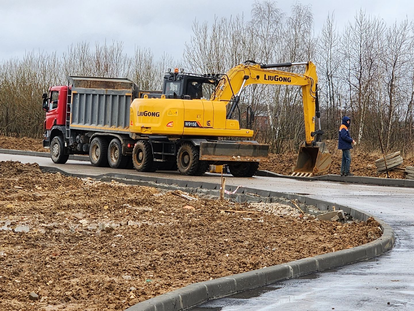 серпухов, ивановские дворики, поликлиника, строительство дорог, благоуйстройство,