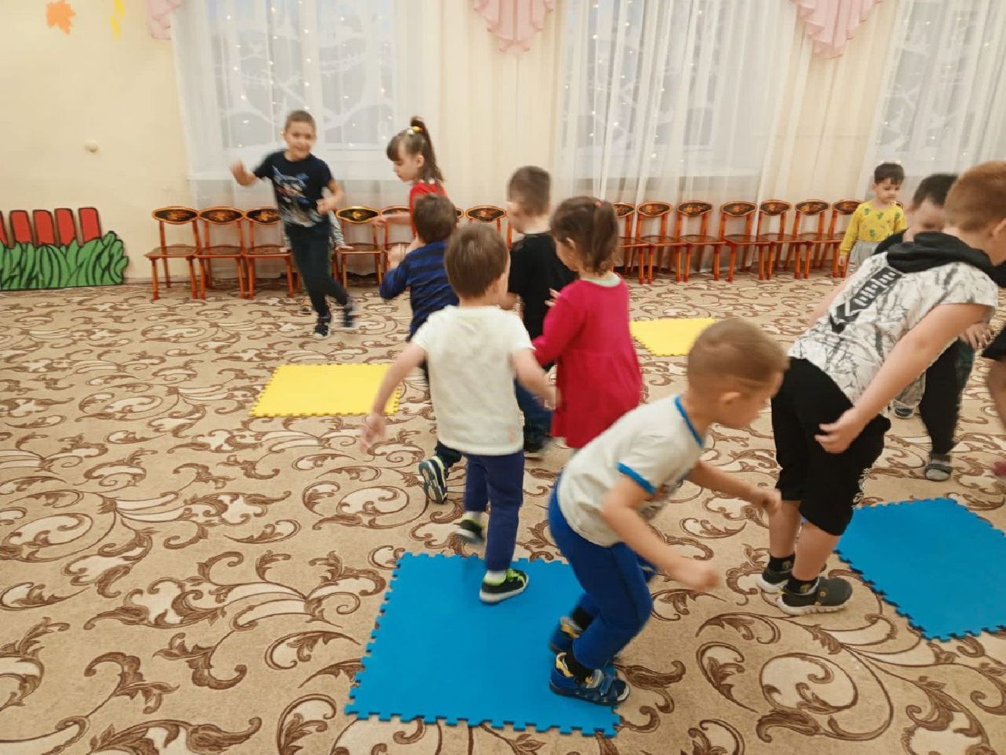 пушкино, птицы, кормление птиц, детсад,