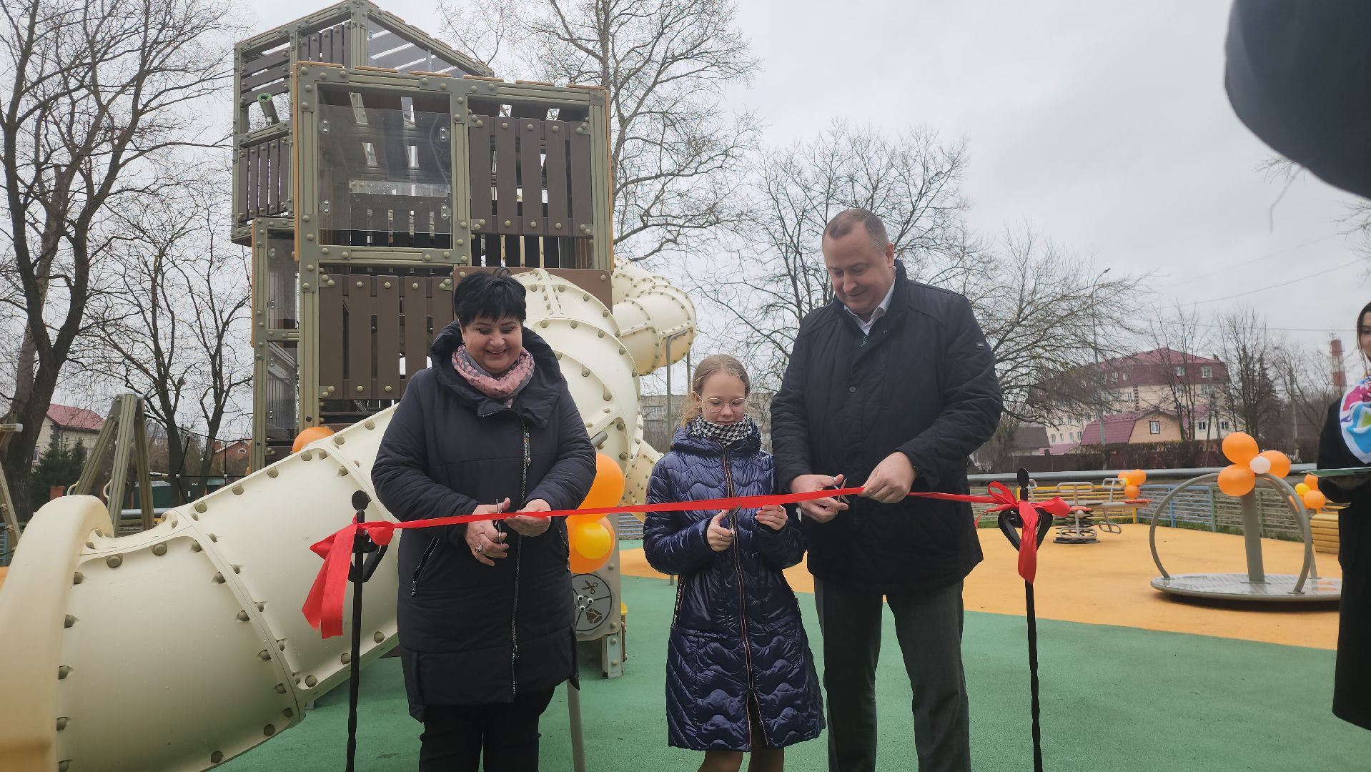 Серпухов, Подмосковье, глава серпухова, детская площадка, программа губернатора,