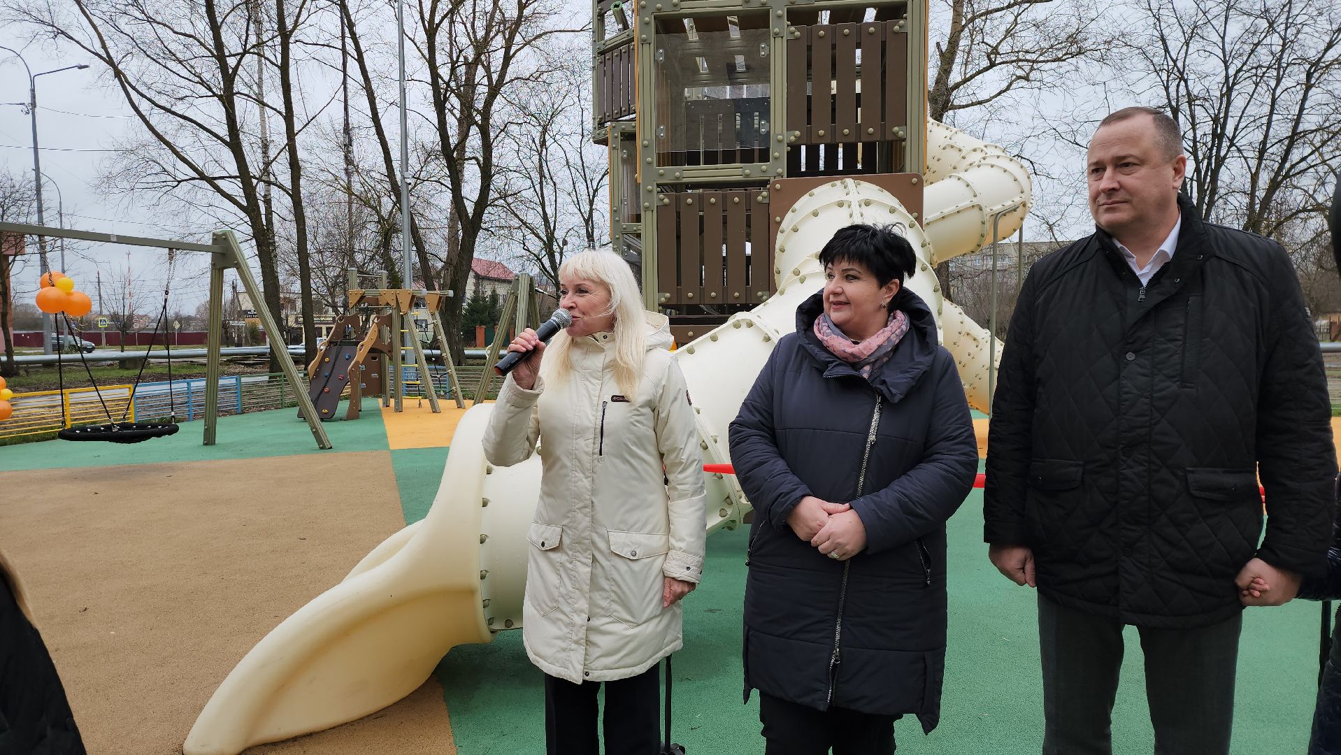 серпухов, подмосковье, поселок большевик, губернаторская площадка,