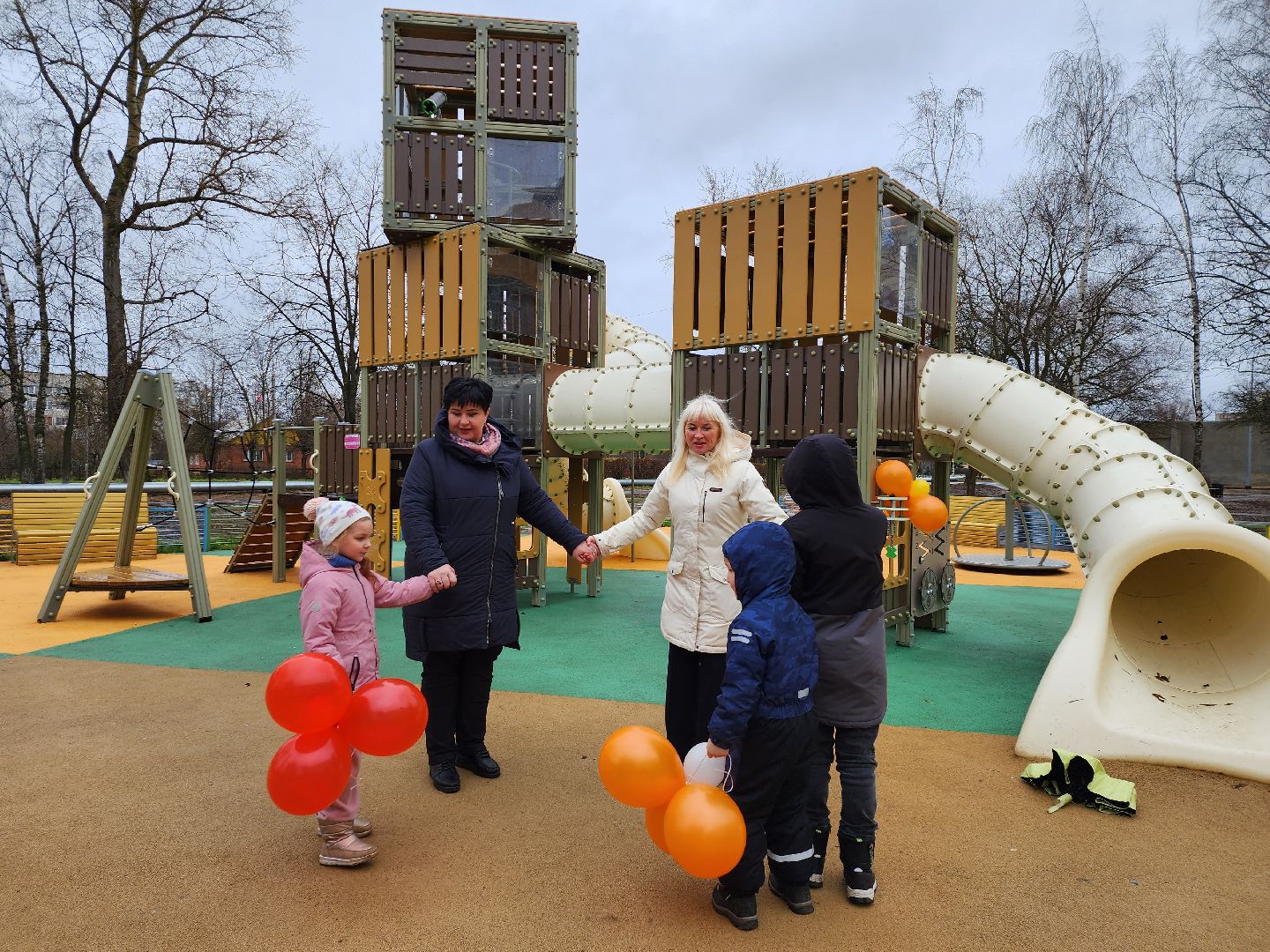 серпухов, подмосковье, поселок большевик, губернаторская площадка,