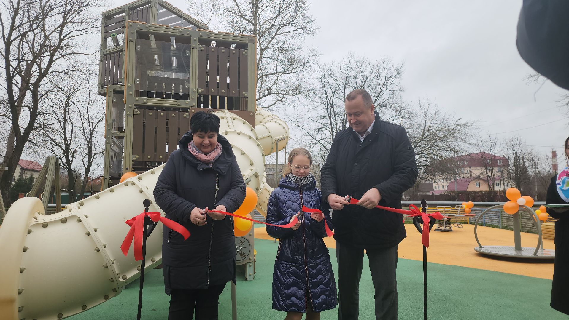 Серпухов, Подмосковье, детская площадка, программа губернатора, поселок Большевик,