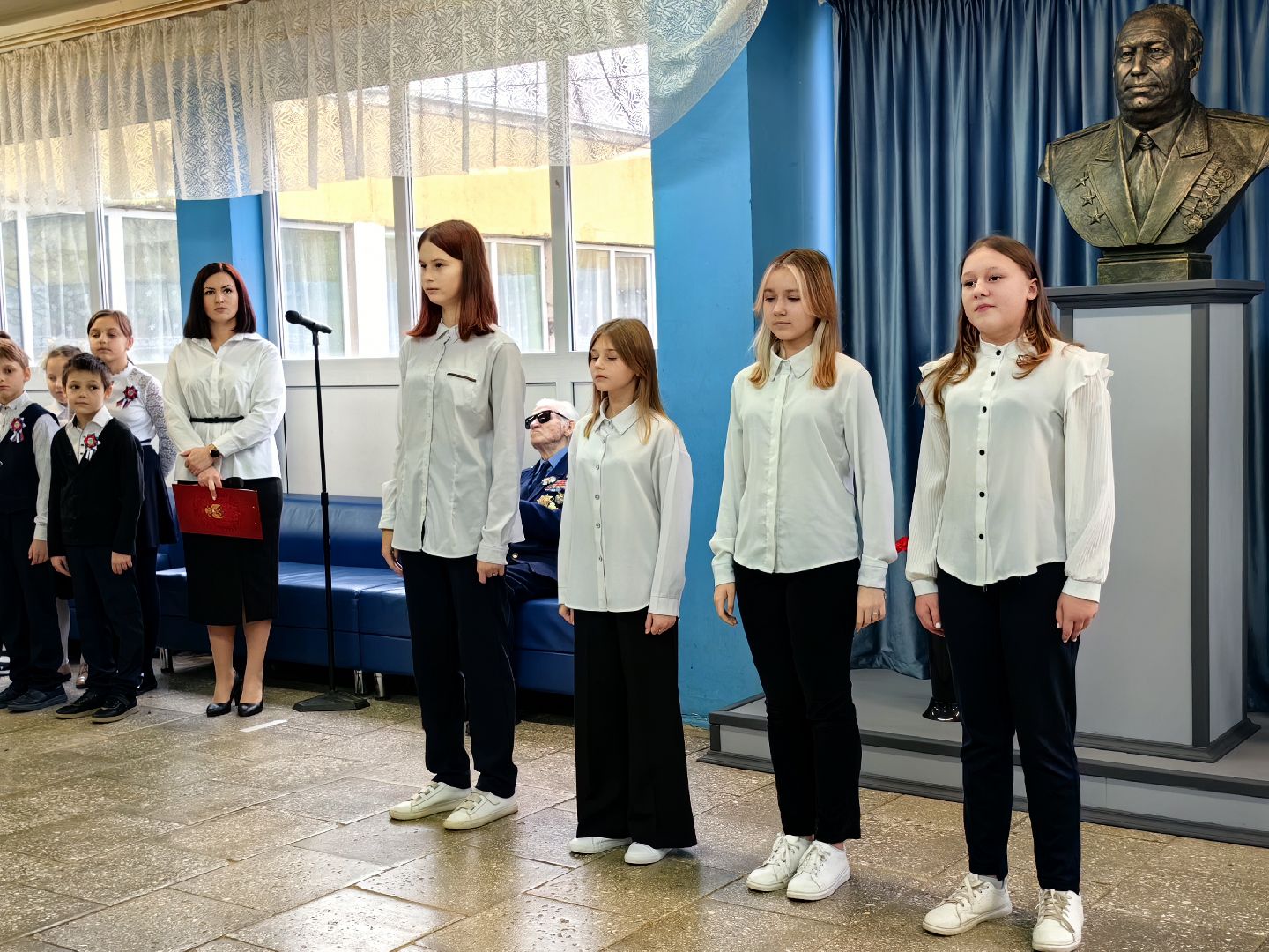 бюст, открытие, школа, отряд Альфа,