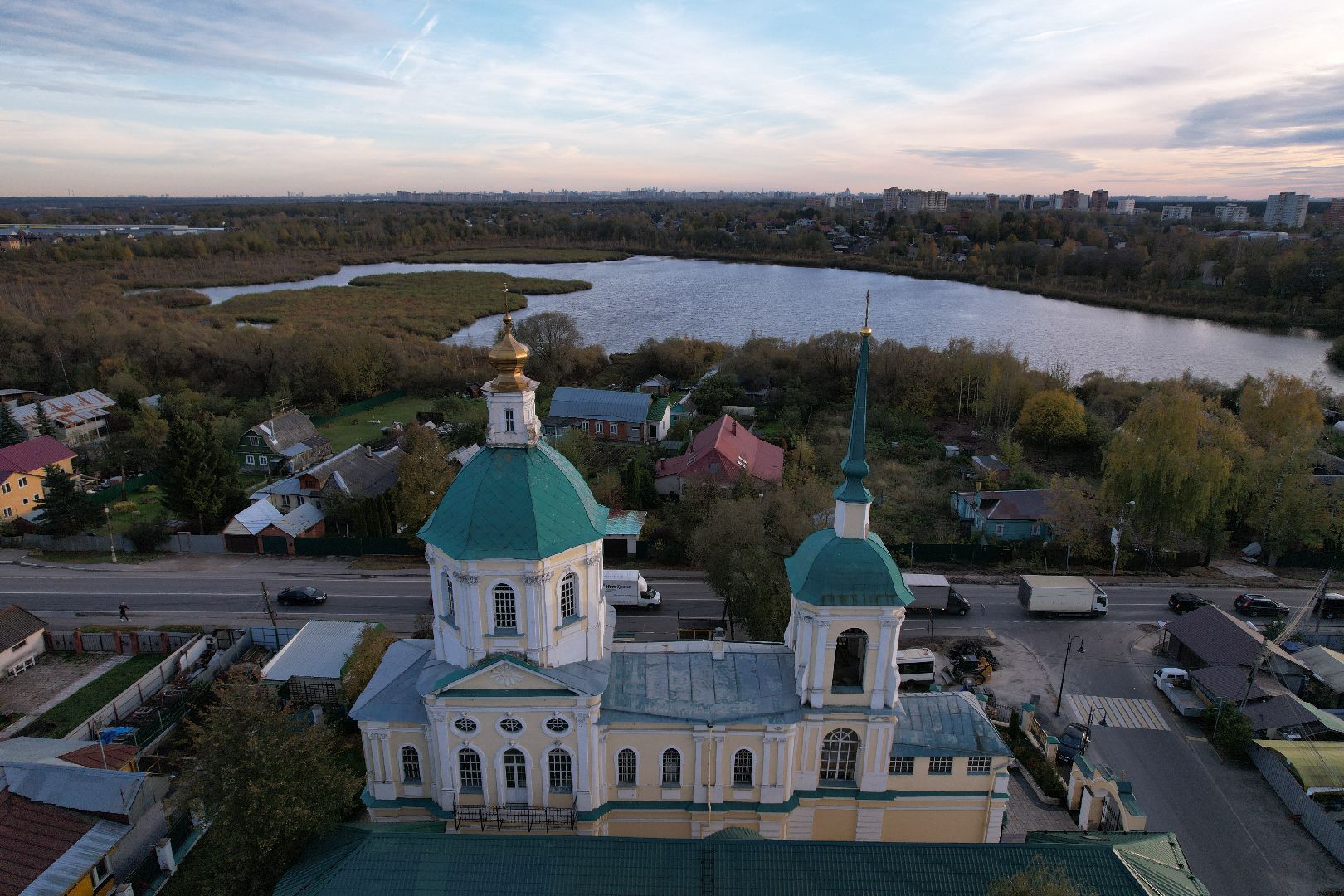 видео с коптера, лобня, церковь,