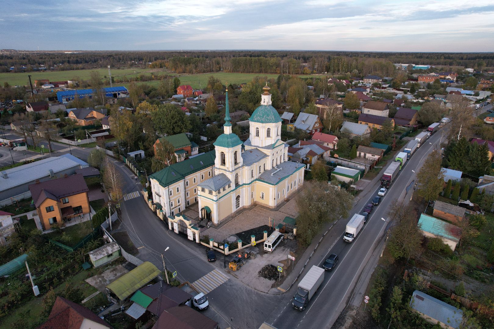 видео с коптера, лобня, церковь,