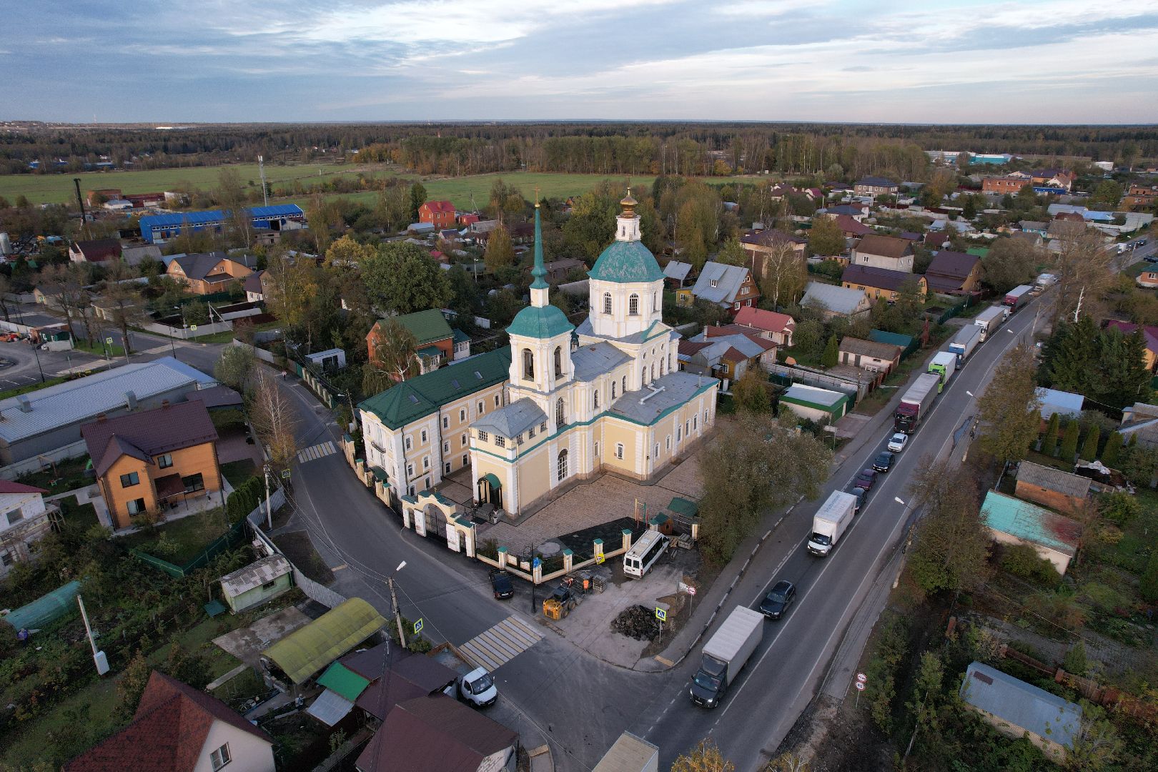 видео с коптера, лобня, церковь,