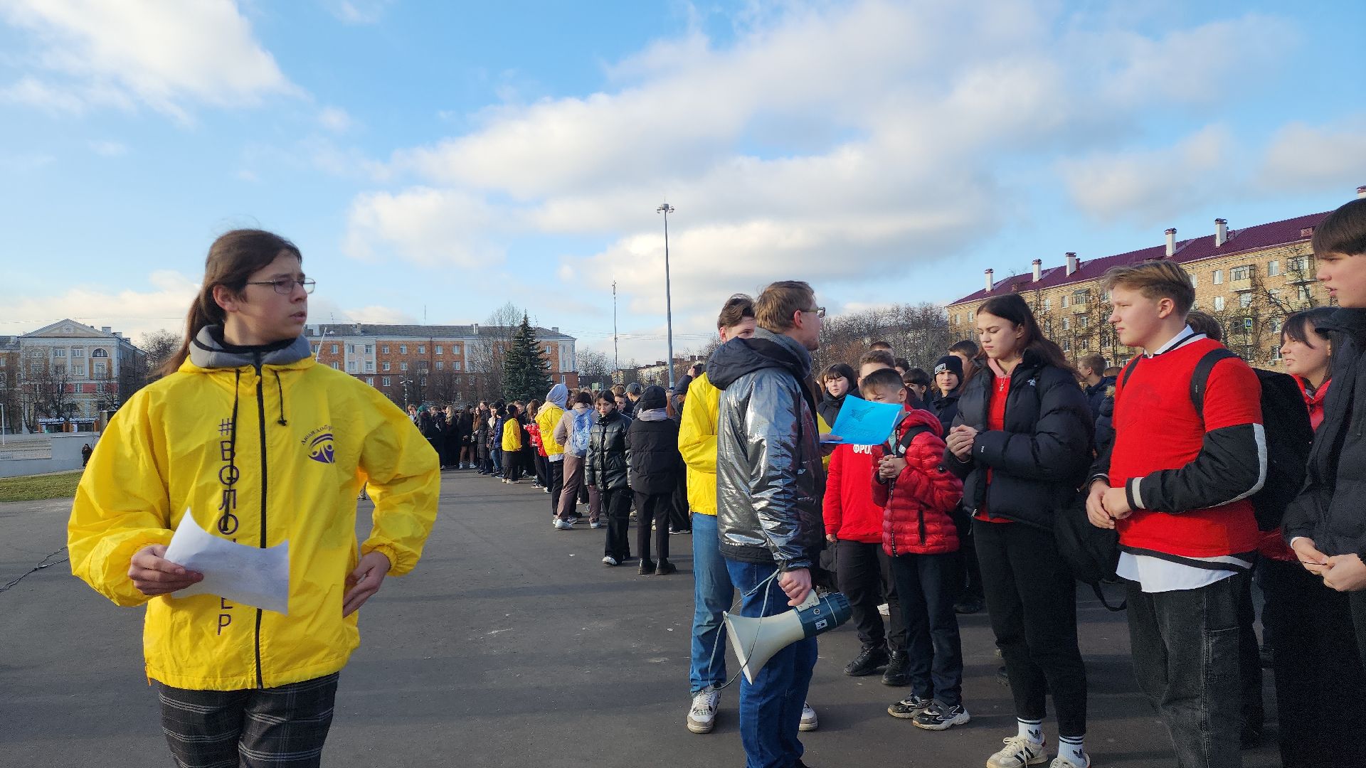 флешмоб, движение первых, акция, школьники, электросталь, история, история россии, космос,