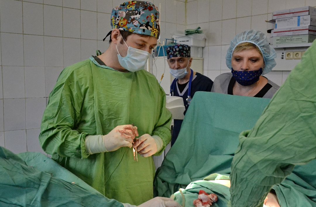 Балашиха, Балашихинская областная больница, медучреждения, здоровье, врачи, операции, Валерий Файзуллаев, Сослан Хадонов, грудь сапожника