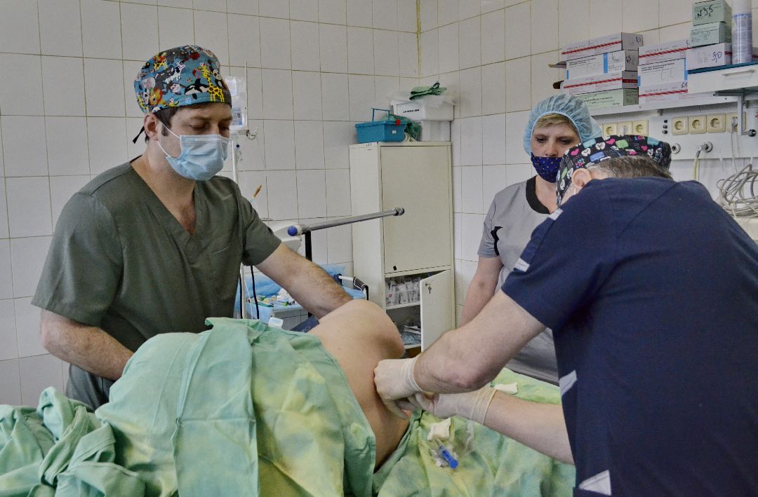 Балашиха, Балашихинская областная больница, медучреждения, здоровье, врачи, операции, Валерий Файзуллаев, Сослан Хадонов, грудь сапожника