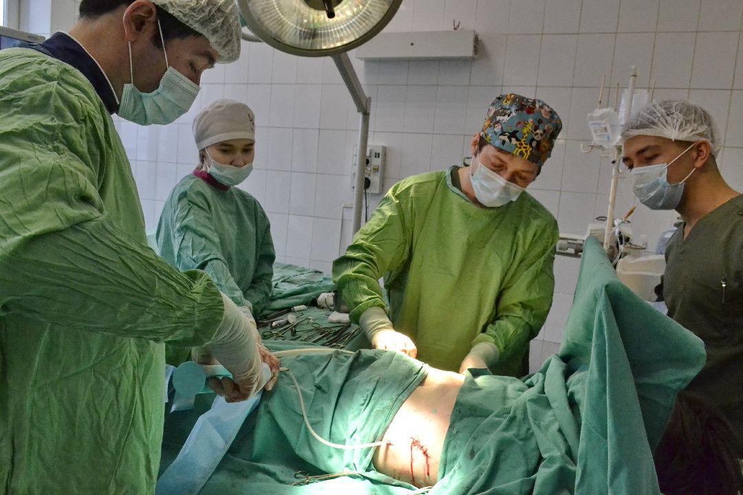 Балашиха, Балашихинская областная больница, медучреждения, здоровье, врачи, операции, Валерий Файзуллаев, Сослан Хадонов, грудь сапожника