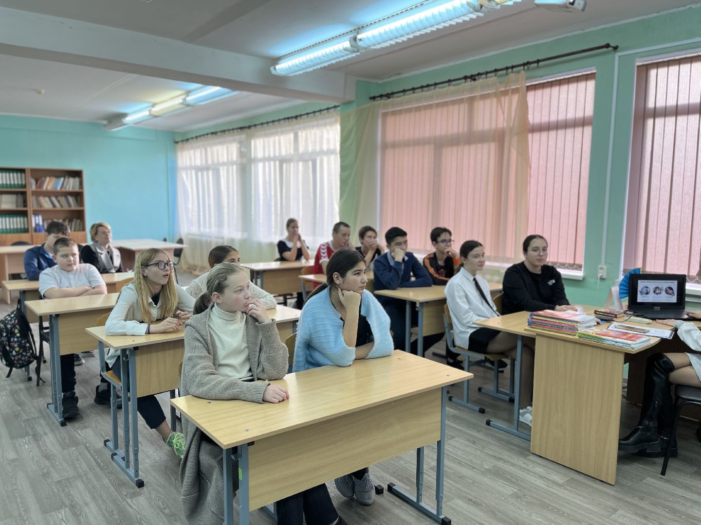 шаховская, крышечки, молодая гвардия, акция,