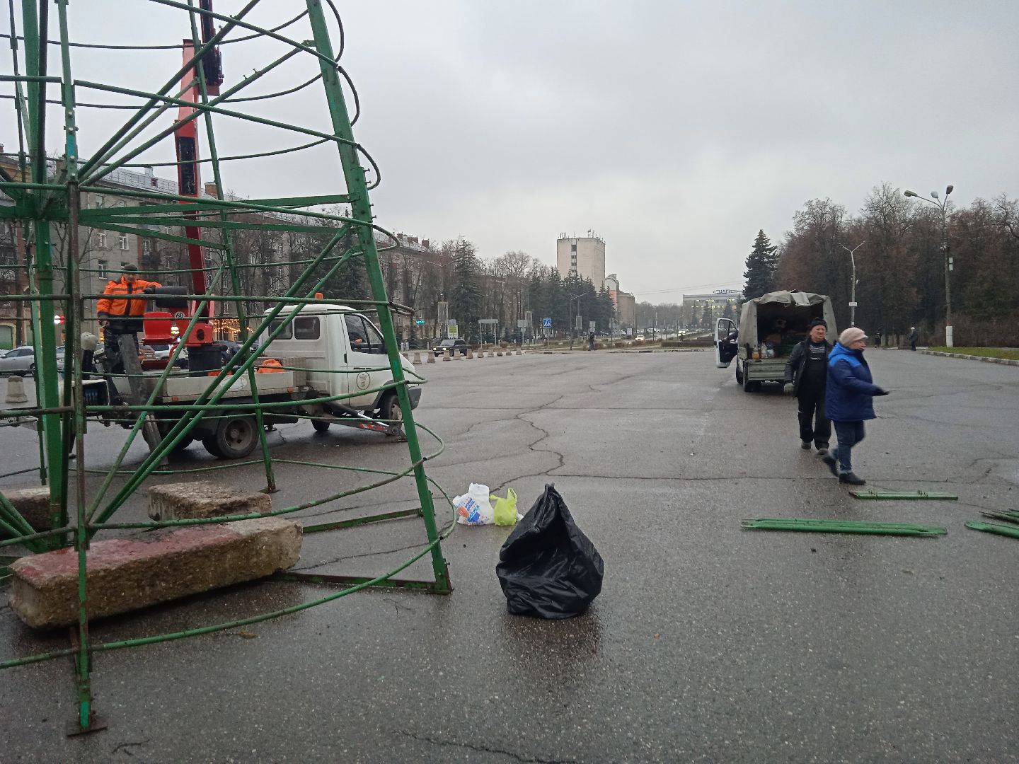 новый год, елка, площадь, МБУ Городское хозяйство,